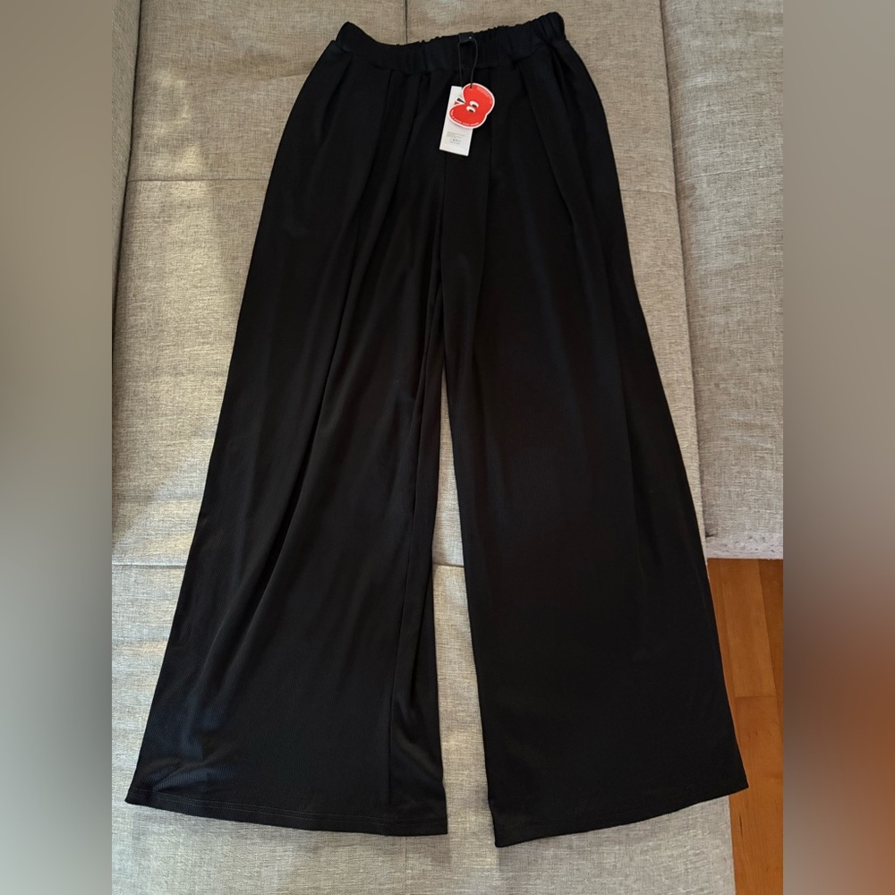 Black Cider Wide leg pant